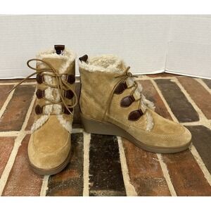 Tommy Hilfiger Tweedan Tan Suede Wedge Lace up Boots size 7 Faux Fur Ankle Boots
